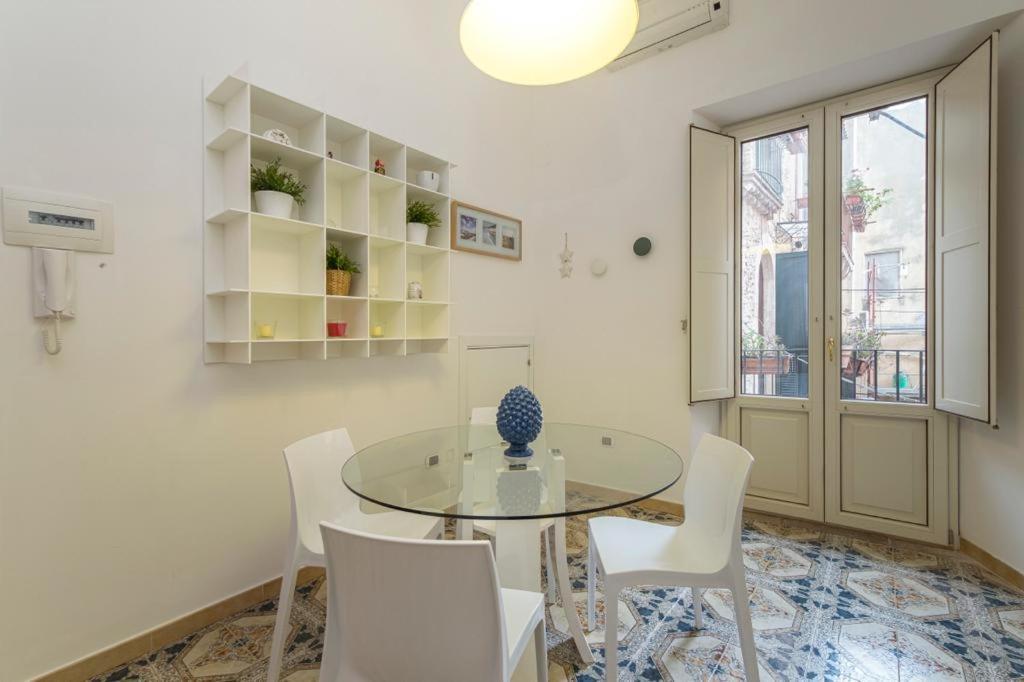 Elegant Apartment In Таормина Экстерьер фото